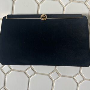Vintage 1960s Gucci Suede Clutch 🖤